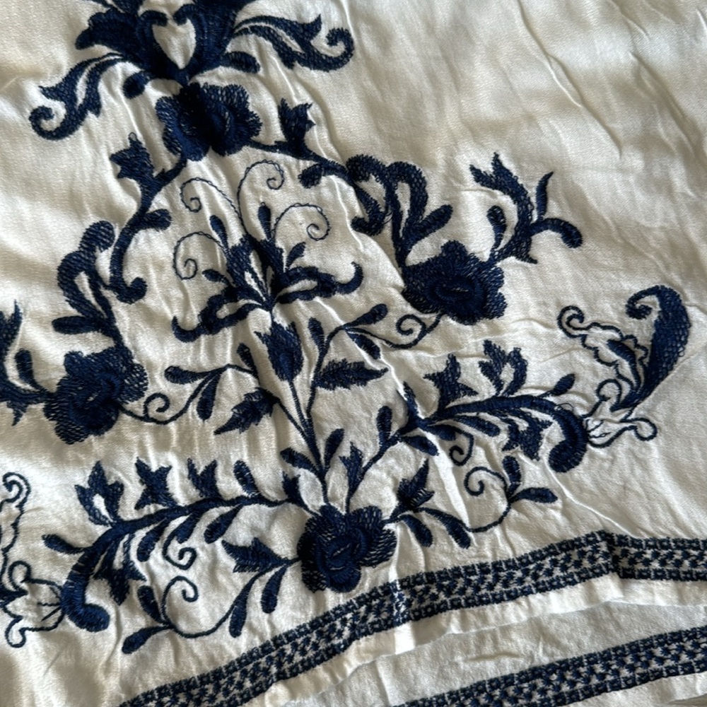 L U C K Y B R A N D Boho 70s Embroidered Tank Top - image 3